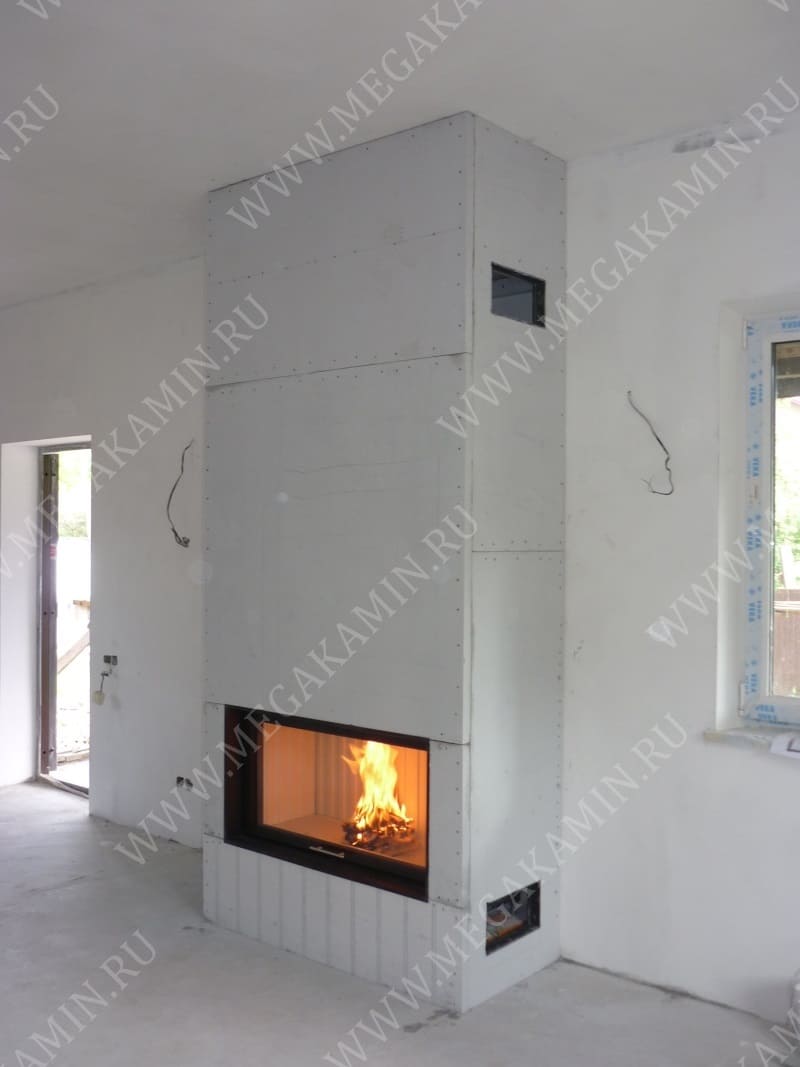 18. Камин пристенный с топкой "SPARTHERM"